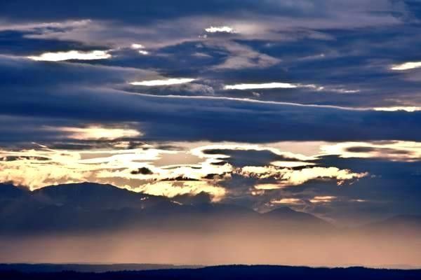 導(dǎo)航系統(tǒng)的發(fā)展歷程與未來展望：行業(yè)現(xiàn)狀與企業(yè)機遇